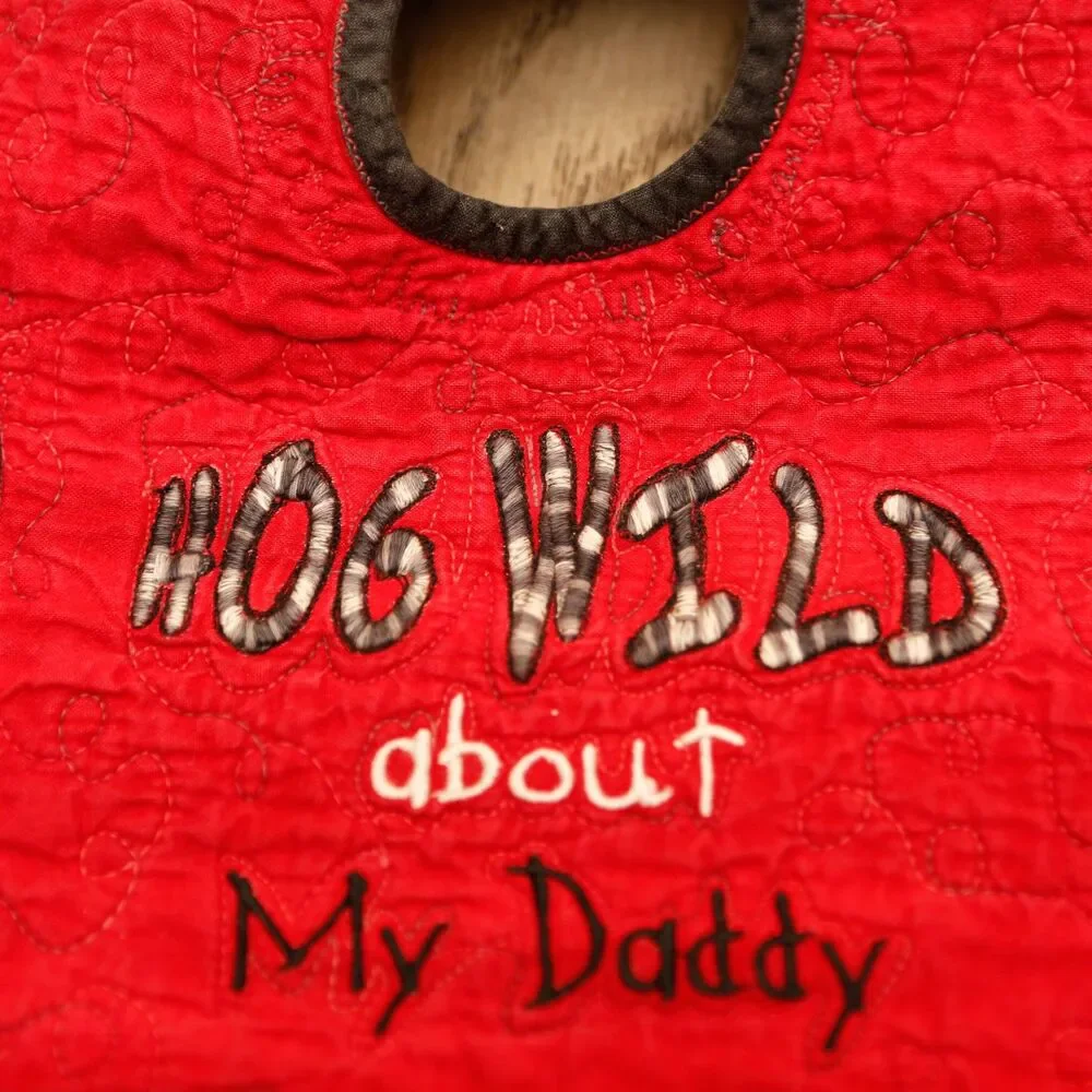 Arkansas Razorbacks Baby Bib Hog Wild About My Daddy Red Embroidered